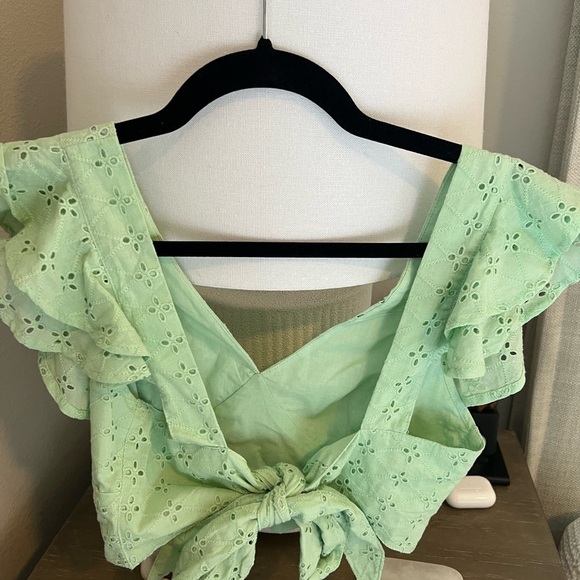 BCBG top - Picture 2 of 2